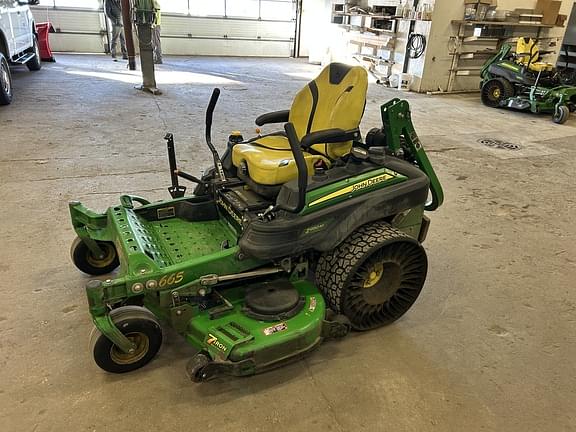 Image of John Deere Z950M equipment image 4