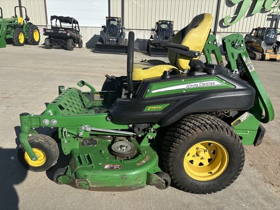 Image of John Deere Z950M equipment image 1
