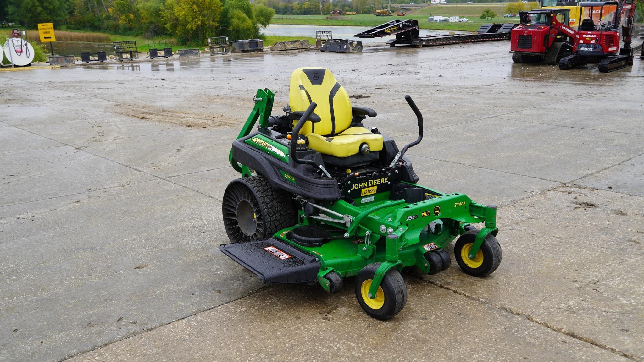 2022 John Deere Z950M Equipment Image0