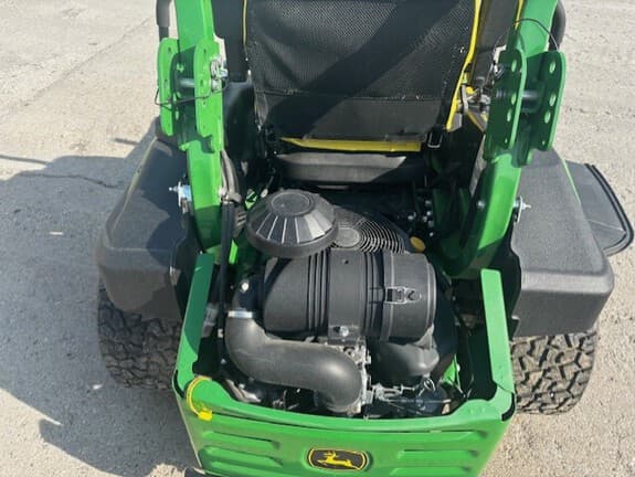 Image of John Deere Z950M equipment image 4