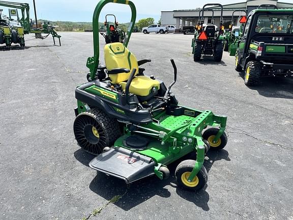 Image of John Deere Z950M equipment image 1