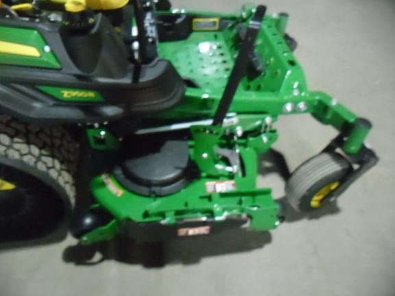 Image of John Deere Z950R equipment image 4