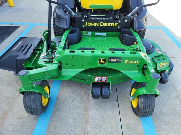 Image of John Deere Z950R equipment image 1