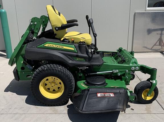 Image of John Deere Z950R equipment image 1