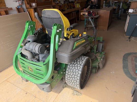 Image of John Deere Z950R equipment image 1