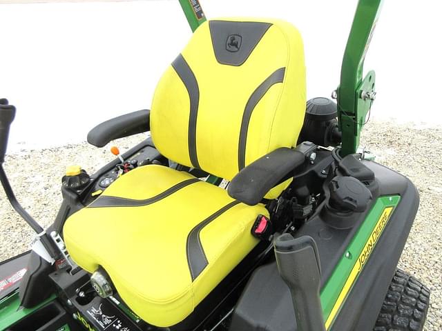 Image of John Deere Z950R equipment image 4