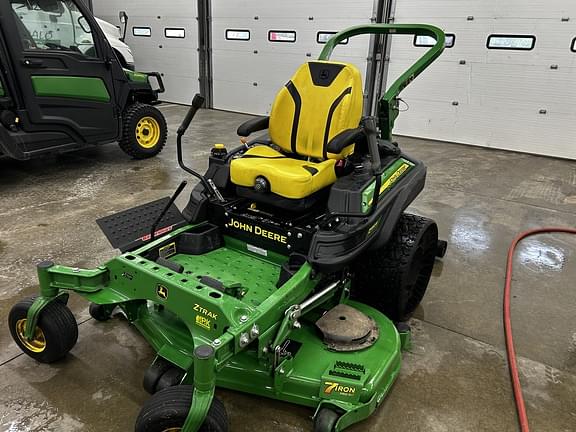 Image of John Deere Z950R Primary Image