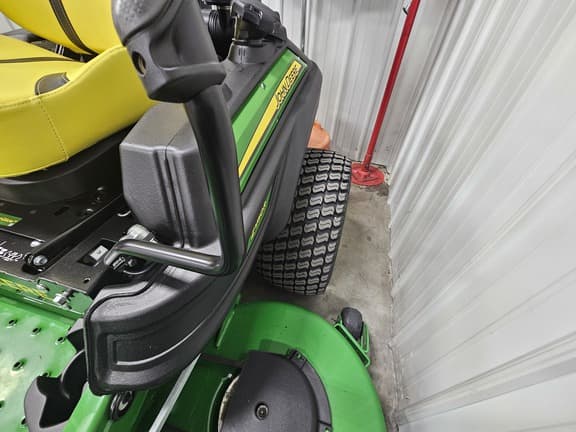 Image of John Deere Z950R equipment image 4