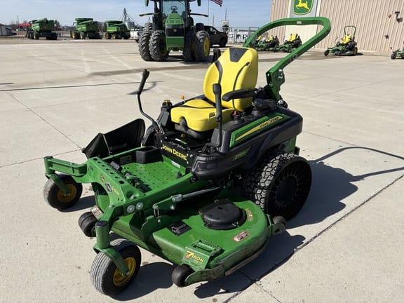 2022 John Deere Z950R Equipment Image0