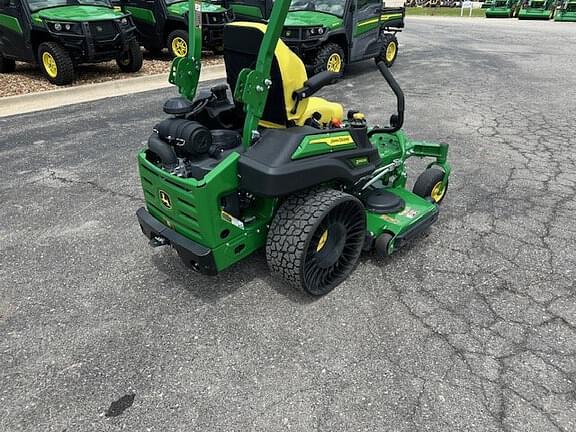 Image of John Deere Z960M equipment image 4