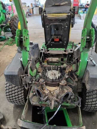 Image of John Deere Z960M equipment image 2