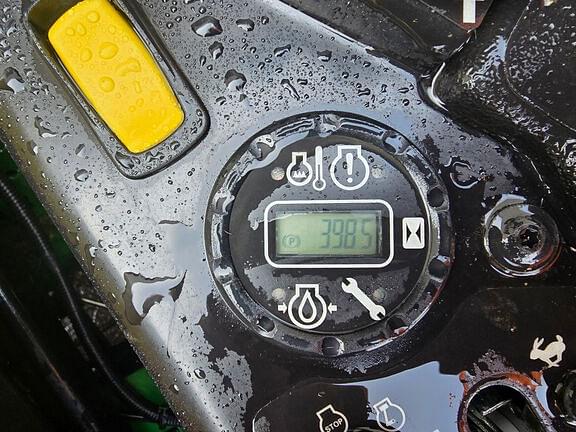 Image of John Deere Z960M equipment image 4