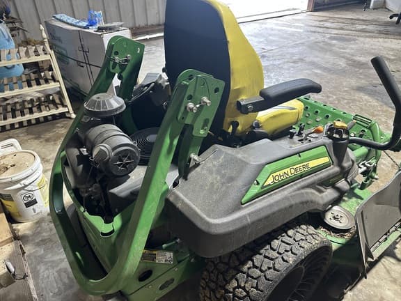 Image of John Deere Z960M equipment image 3