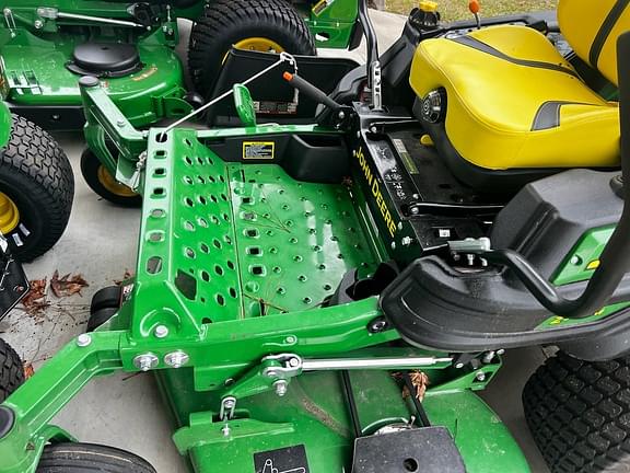 Image of John Deere Z960M equipment image 2