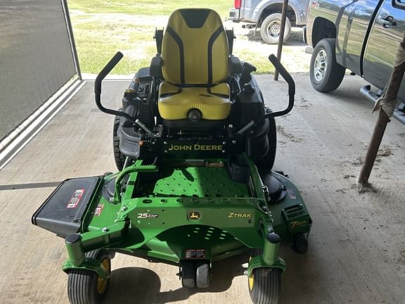 2022 John Deere Z960M Equipment Image0