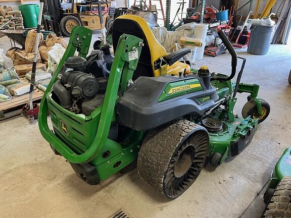 Image of John Deere Z960M equipment image 4