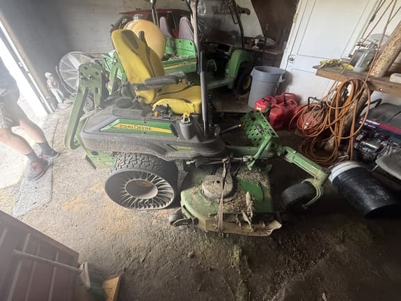 Image of John Deere Z960M equipment image 3