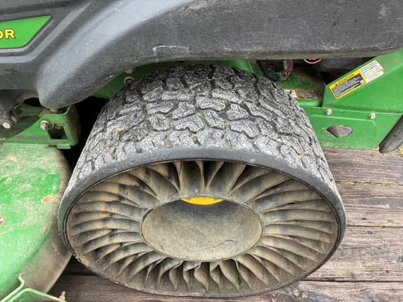 Image of John Deere Z970R equipment image 4
