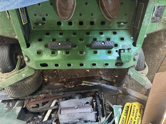 Image of John Deere Z970R equipment image 4