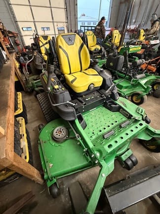2022 John Deere Z970R Equipment Image0