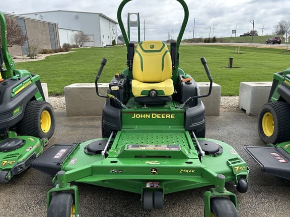 Image of John Deere Z997R equipment image 1