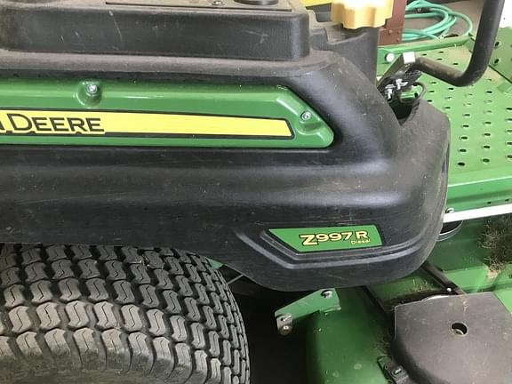 Image of John Deere Z997R equipment image 3