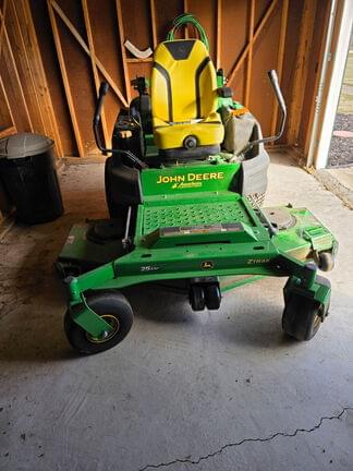 Image of John Deere Z997R equipment image 1