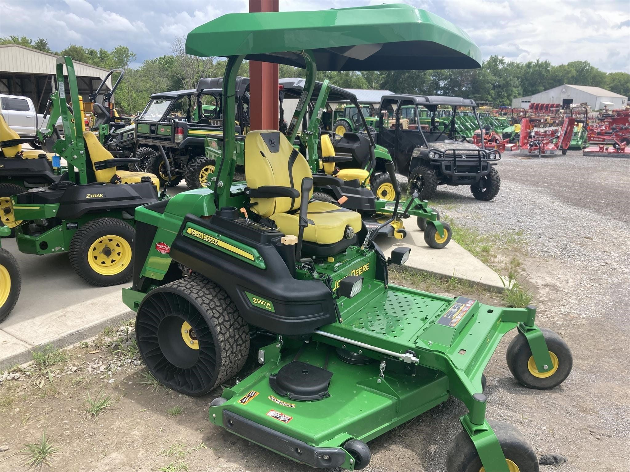 2022 John Deere Z997R Equipment Image0
