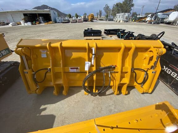 Image of JRB Backhoe Loader Bucket equipment image 4