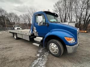 2022 Kenworth T280 Image