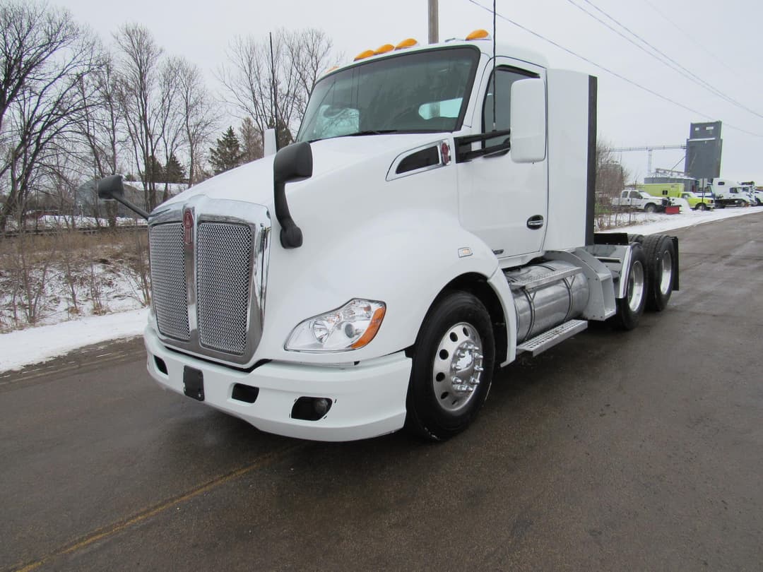 Image of Kenworth T680 Primary image