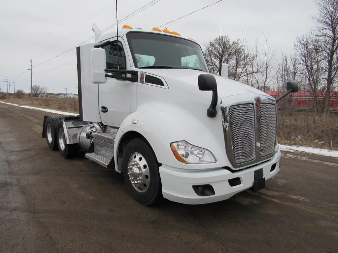 Image of Kenworth T680 Primary image