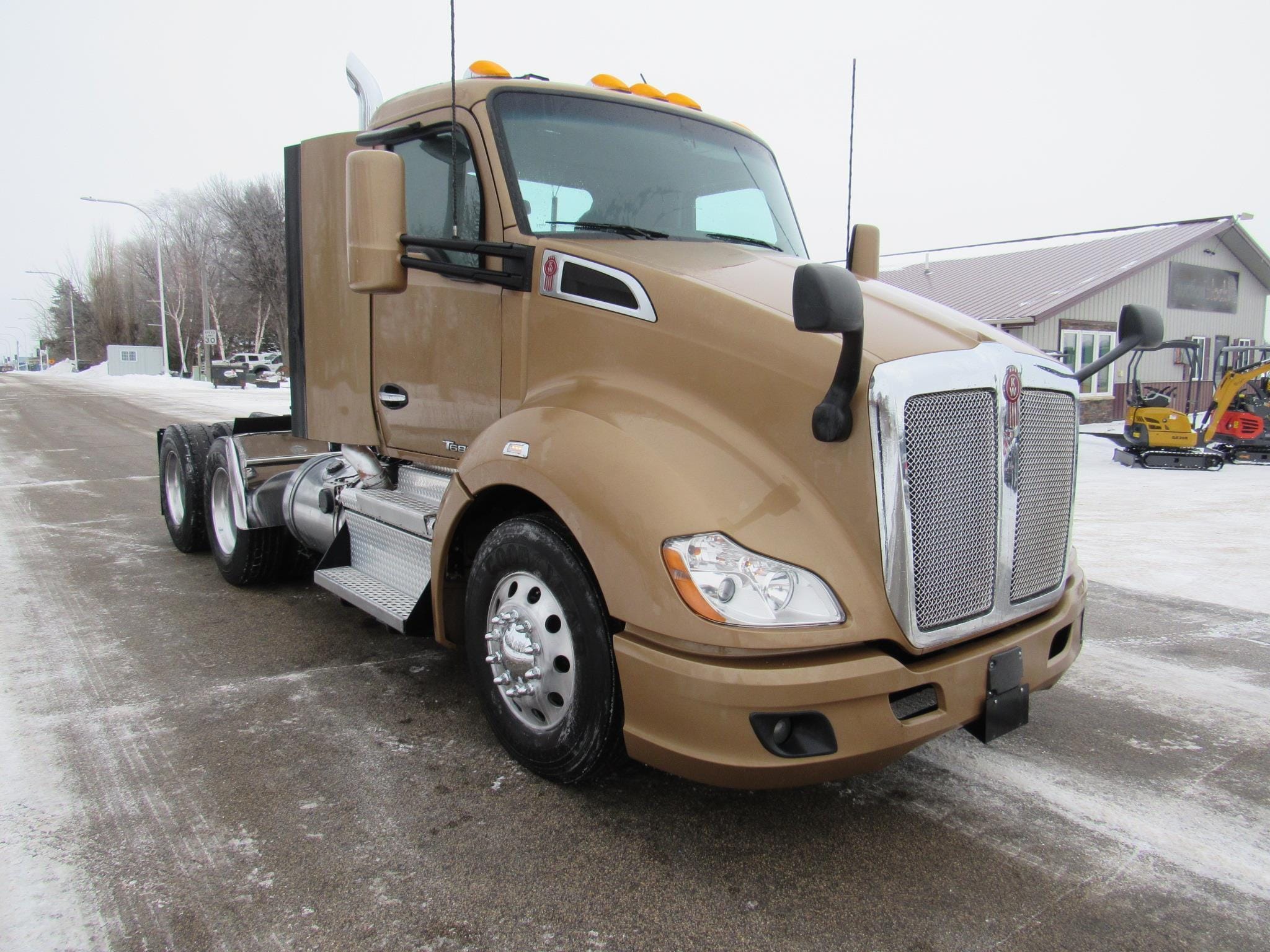 2022 Kenworth T680 Equipment Image0