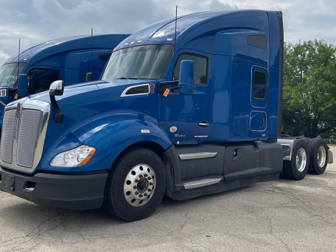 Image of Kenworth T680 Primary image