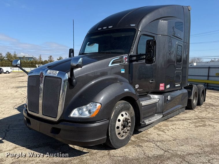 2022 Kenworth T680 Equipment Image0