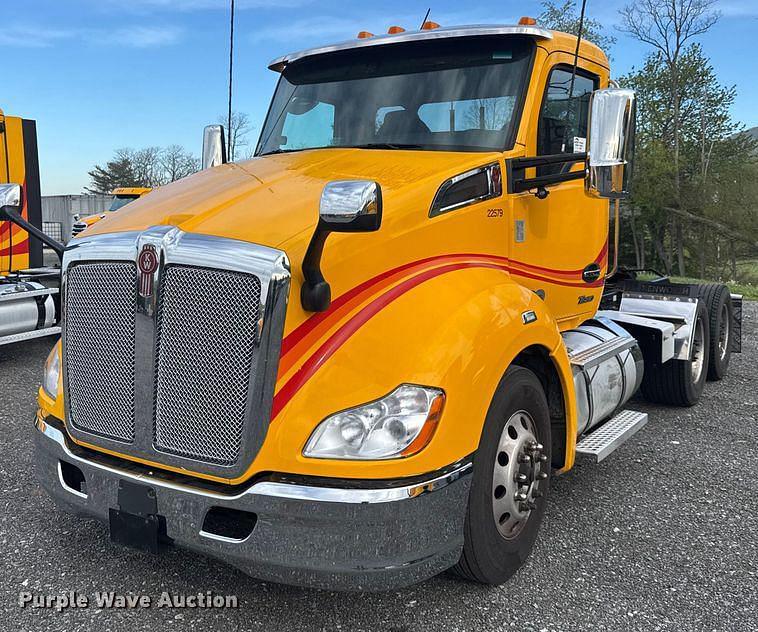 Image of Kenworth T680 Primary image
