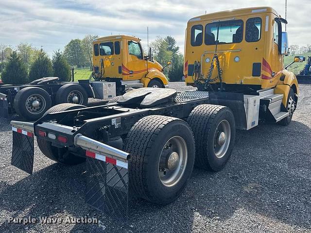 Image of Kenworth T680 equipment image 4