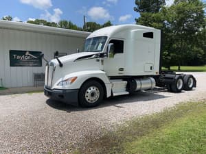 2022 Kenworth T680 Image
