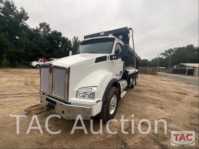 Image of Kenworth T880 equipment image 1