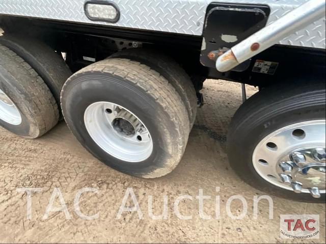 Image of Kenworth T880 equipment image 3