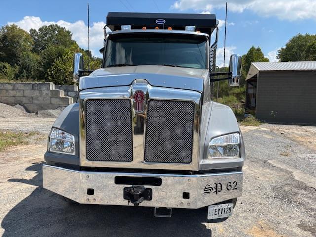 Image of Kenworth T880 equipment image 1