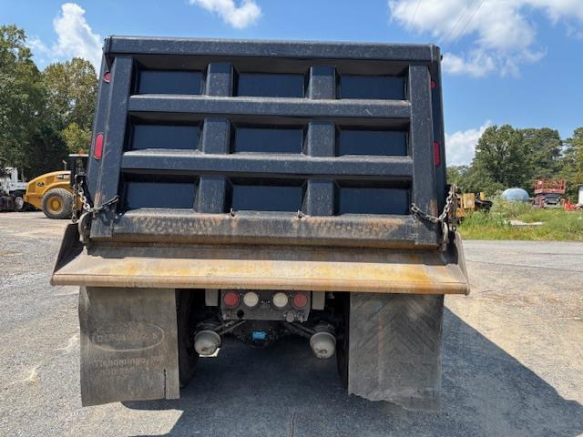 Image of Kenworth T880 equipment image 4
