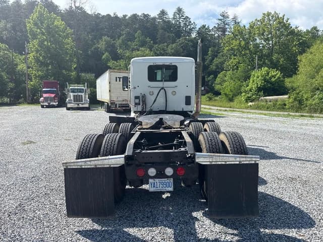 Image of Kenworth T880 equipment image 3