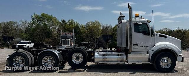 Image of Kenworth T880 equipment image 3