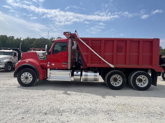 Image of Kenworth W900 equipment image 1