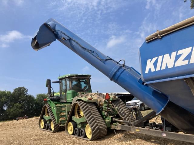 Image of Kinze 1321 equipment image 4