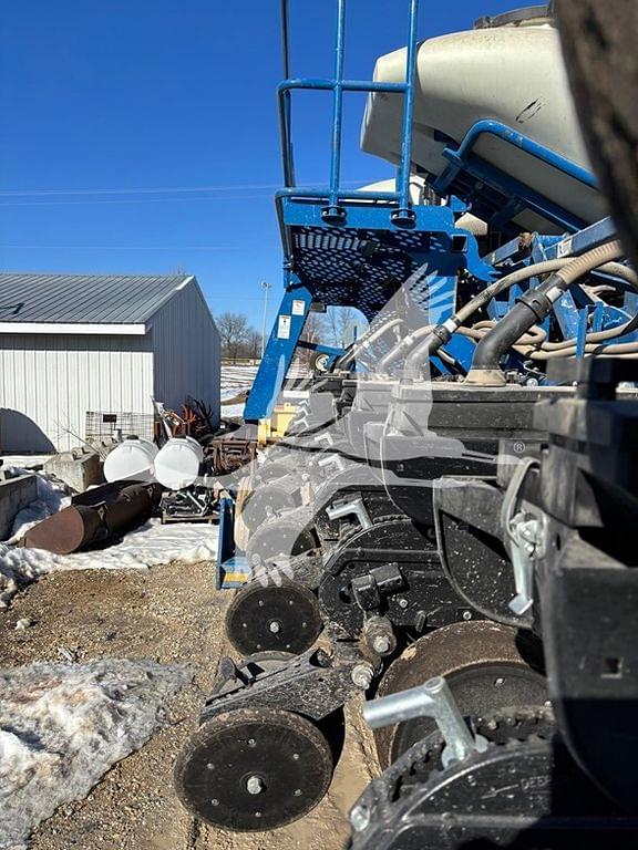 Image of Kinze 3605 equipment image 1