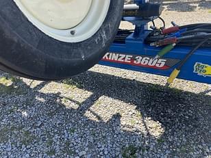 Main image Kinze 3605 40