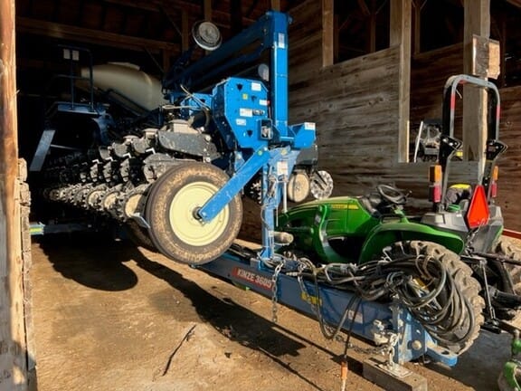 Main image Kinze 3605