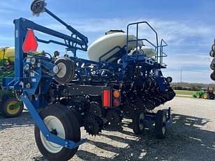 Main image Kinze 3605 4